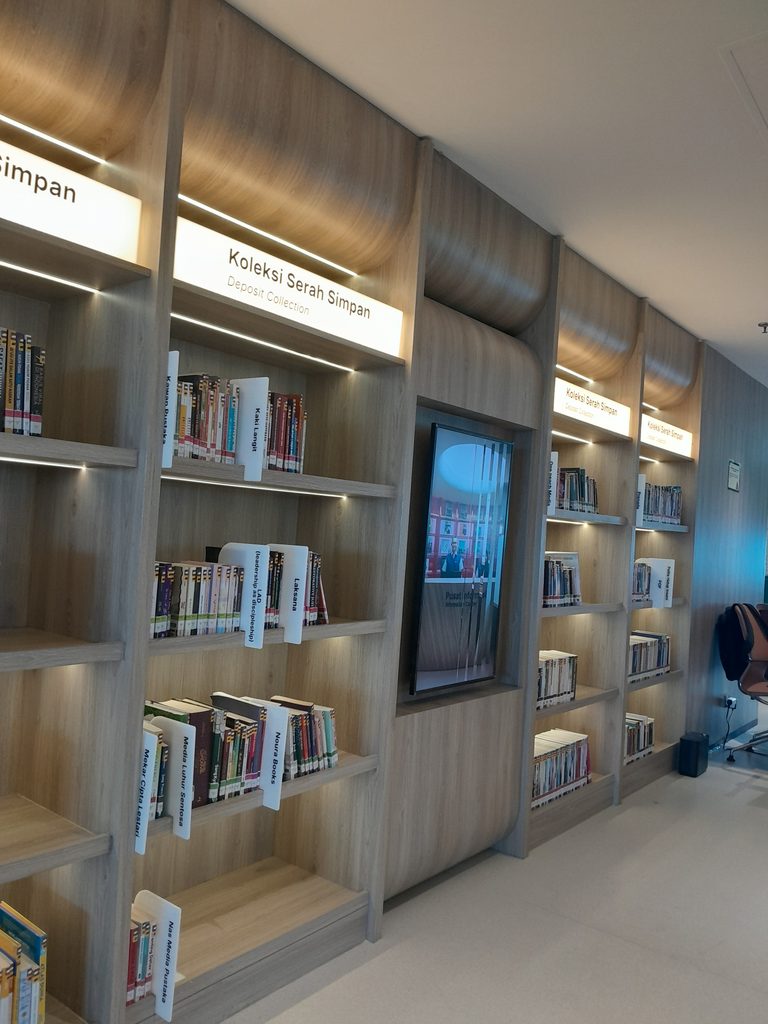 Rekomendasi Perpustakaan Modern Nyi Ageng Serang Jakarta